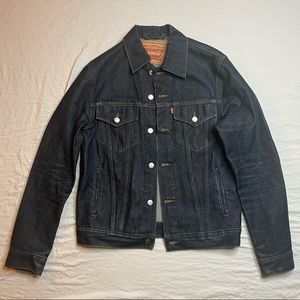 Levi’s Dark Wash Indigo Denim Trucker Jacket - (M)